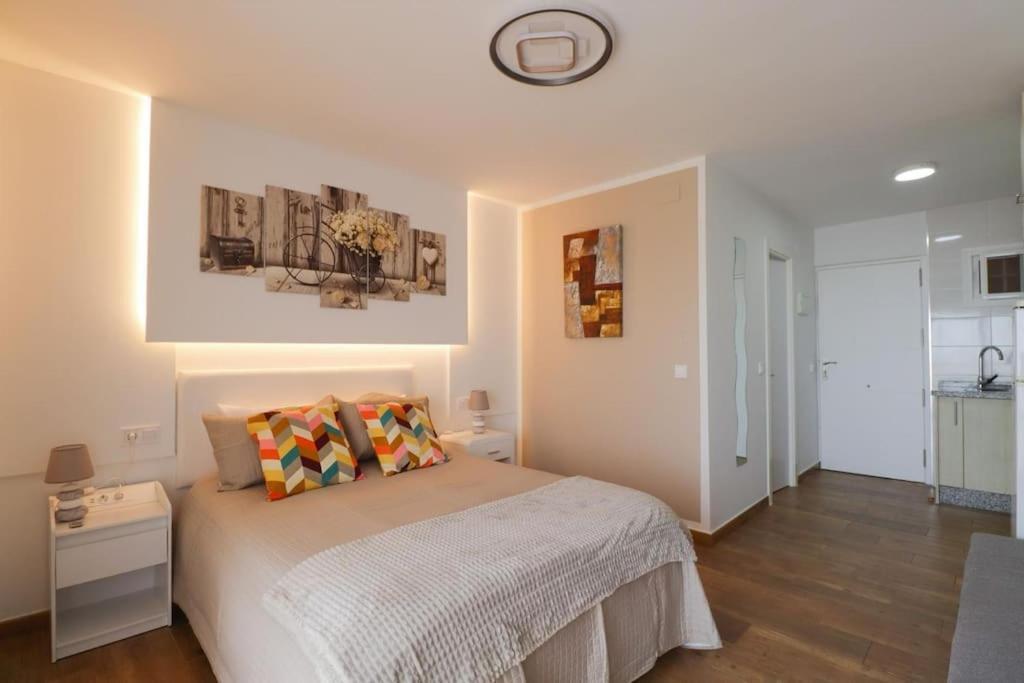 Malabiz Home Piscina Terraza Con Vistas Y Playa بينالماذينا المظهر الخارجي الصورة