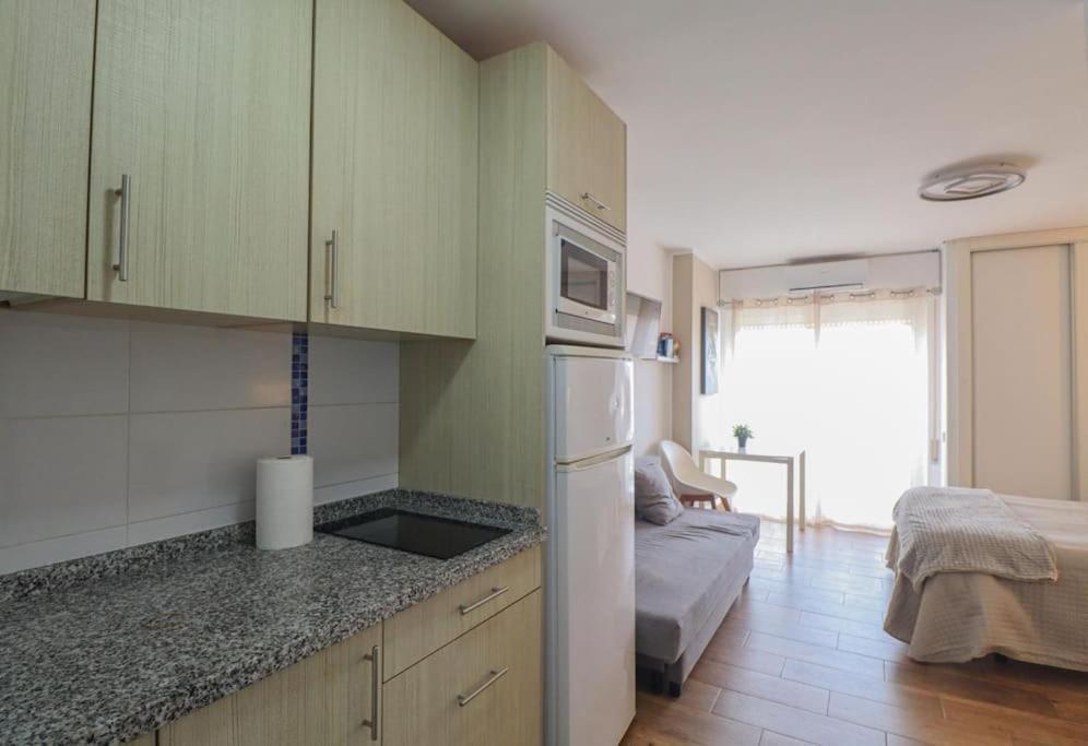 Malabiz Home Piscina Terraza Con Vistas Y Playa بينالماذينا المظهر الخارجي الصورة